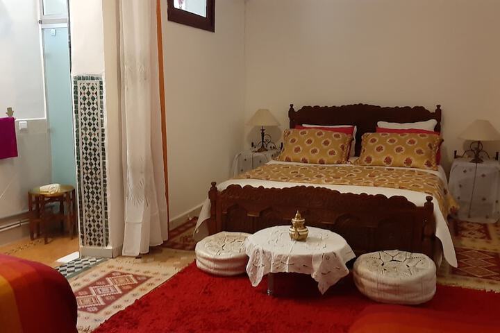 Room 21 of 52
