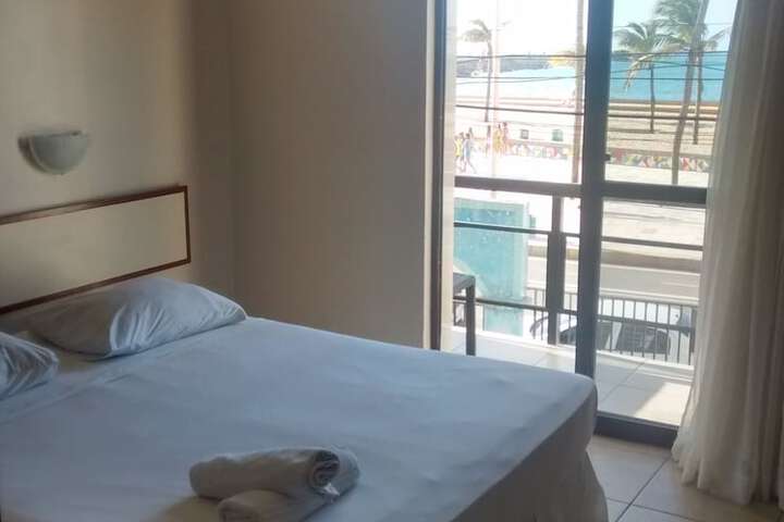 Room 5 of 25
