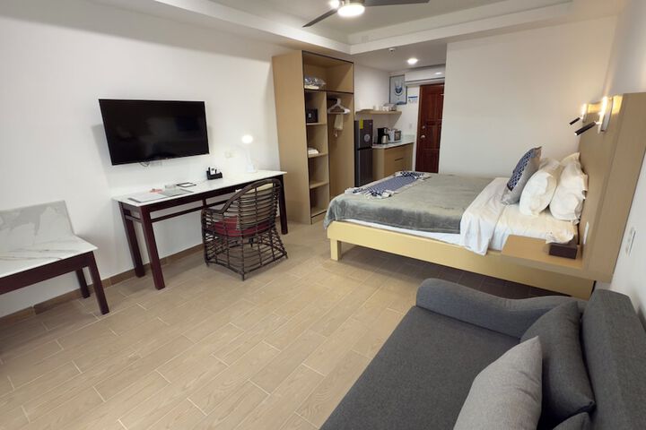 Room 61 of 272