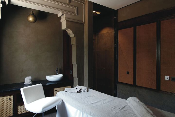 Room 40 of 83
