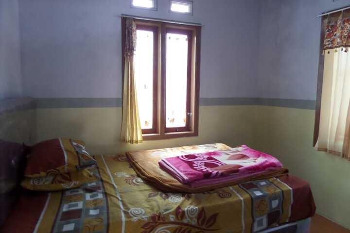 Room 6 of 42