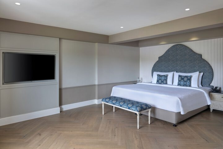 Room 19 of 69