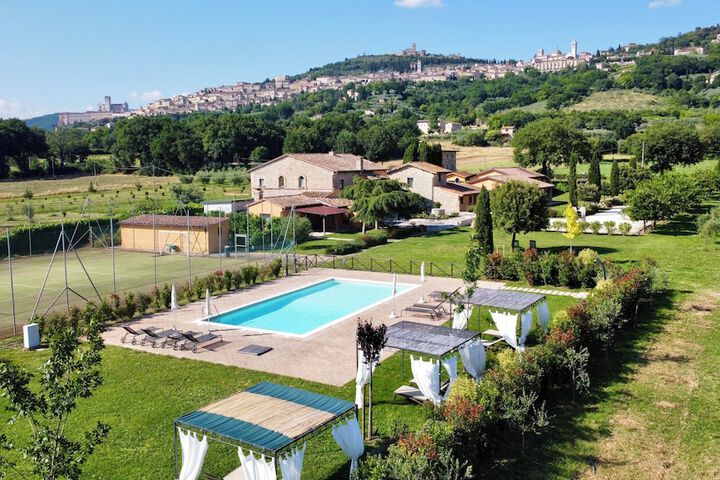Giotto Luxury Country House in Assisi