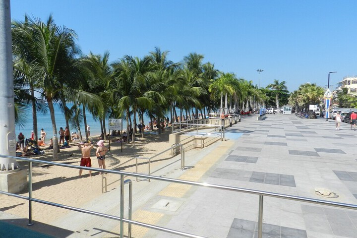 Beach 238 of 259