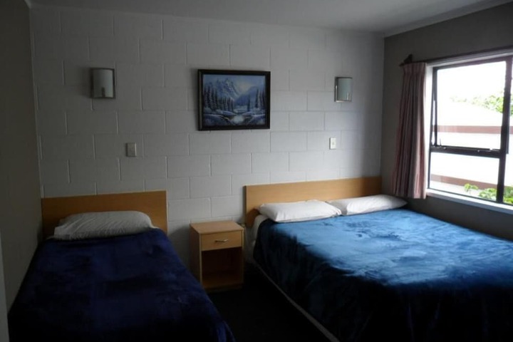 Room 2 of 26