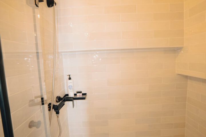 Room 128 of 188