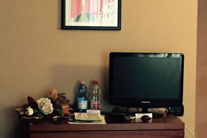 Room 20 of 64