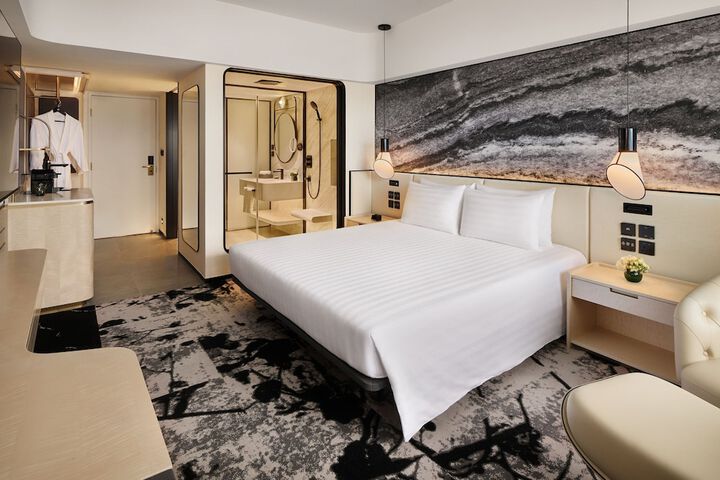 Room 15 of 116