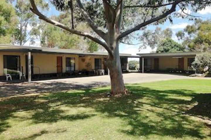 Property Grounds 122 of 128