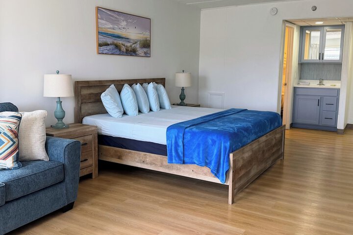 Room 6 of 20