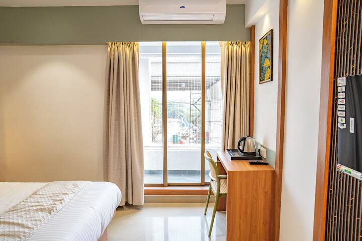 Room 21 of 53