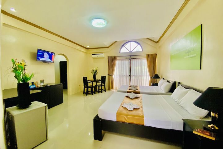 Room 6 of 56