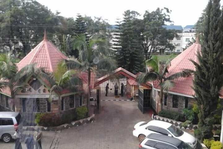 Hotel 58 of 68