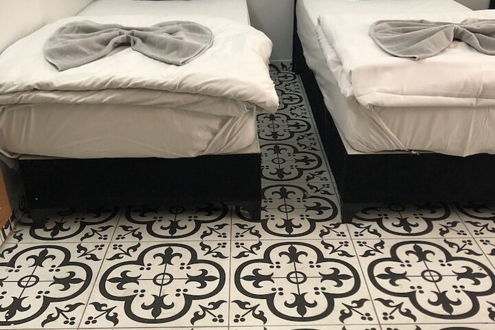 Room 29 of 137