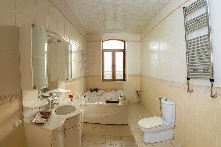 Room 19 of 63