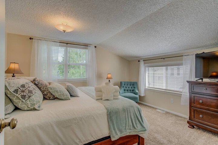 Room 4 of 46