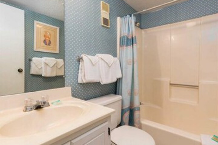 Room 34 of 152