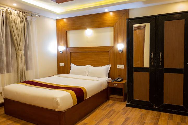 Room 6 of 22