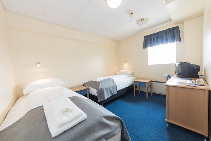 Room 5 of 53