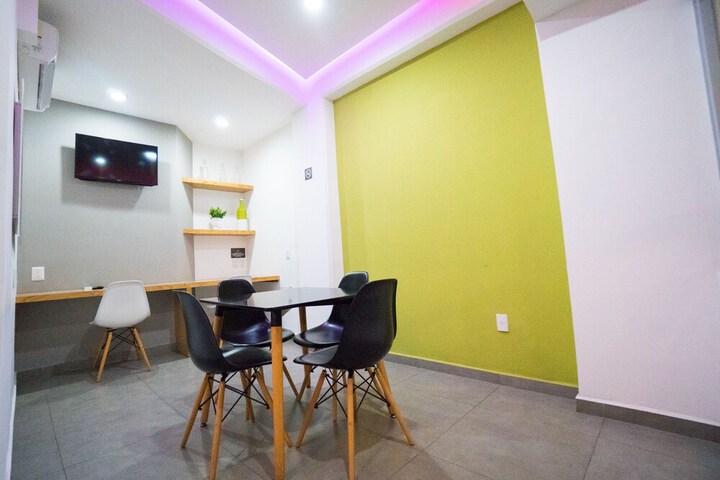 Room 19 of 37
