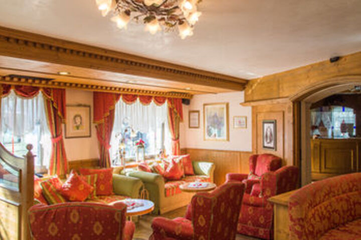 Hotel Interior 15 of 29