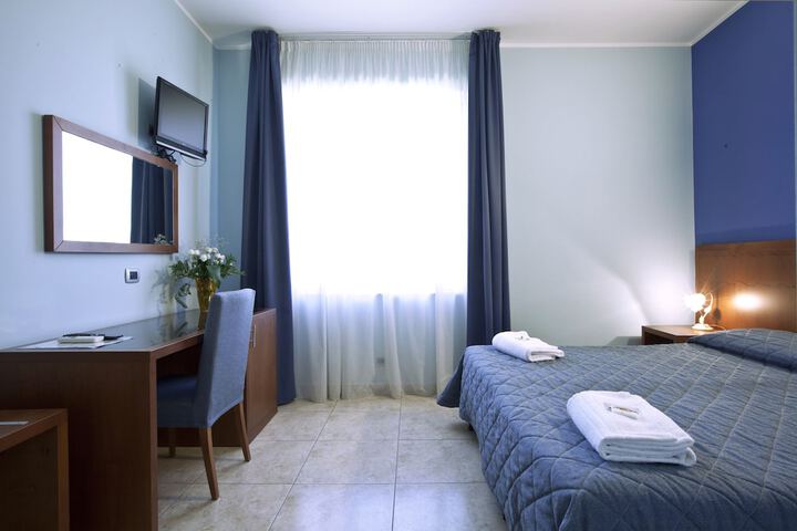 Room 7 of 64
