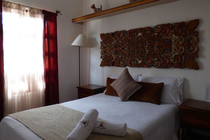 Room 8 of 85