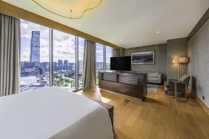 Room 49 of 202