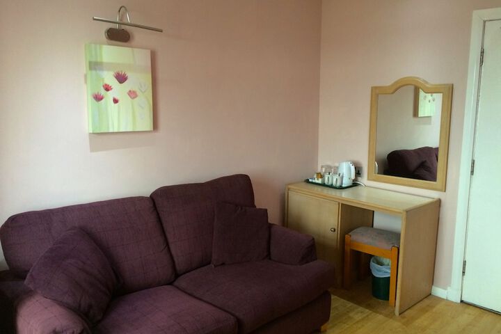 Room 13 of 29
