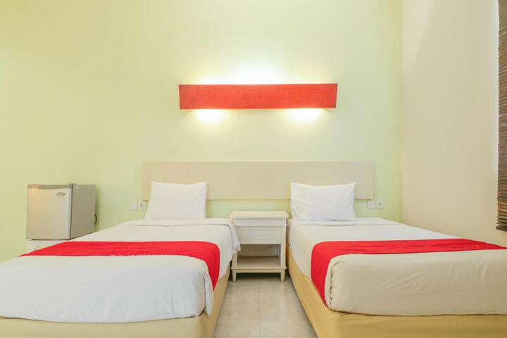 Room 26 of 34
