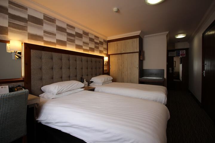 Room 8 of 57