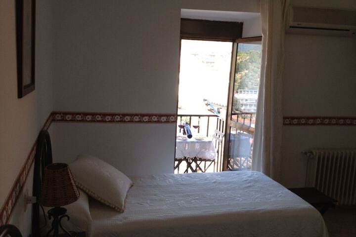 Room 3 of 45