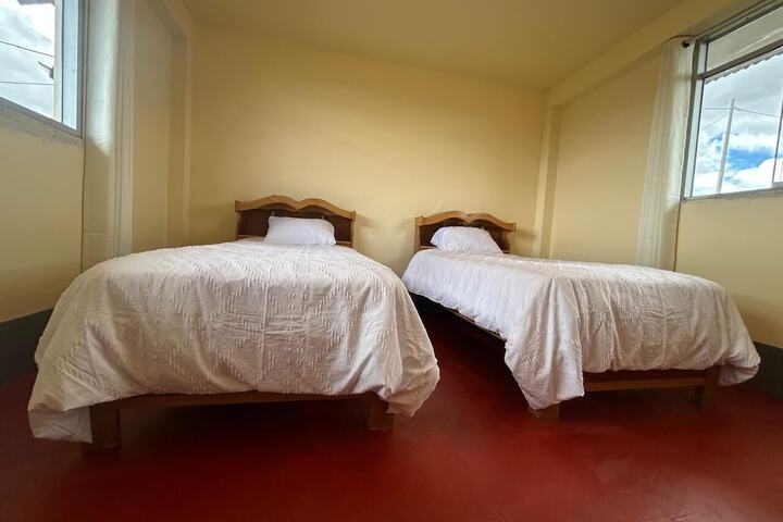 Room 10 of 26