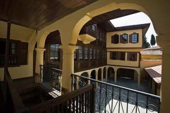Terrace/Patio 7 of 14