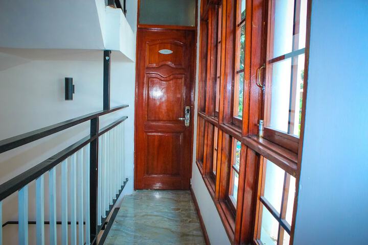 Ballroom/Hall 26 of 37