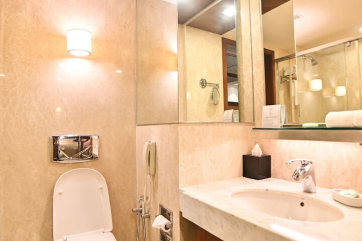 Clean Restrooms