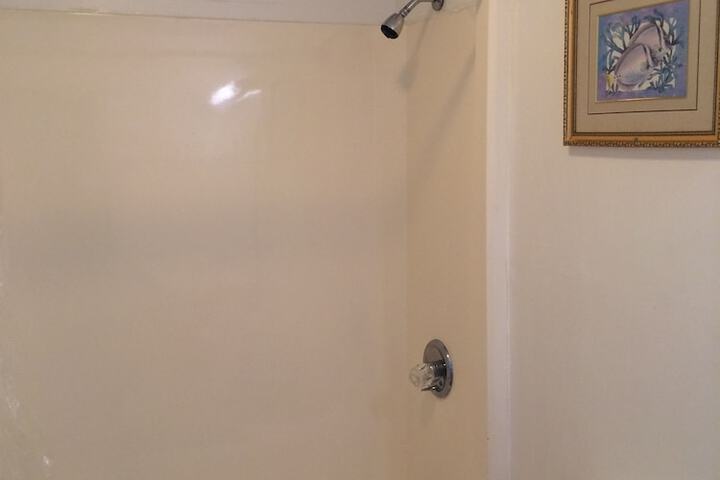 Room 20 of 34