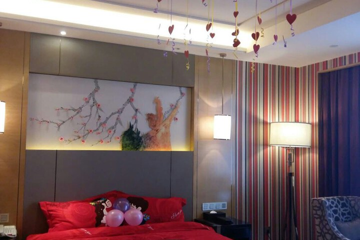 Room 47 of 70