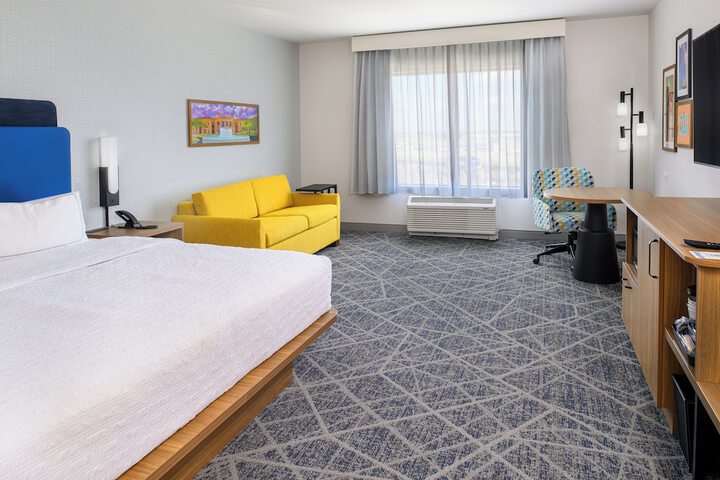 Room 21 of 82