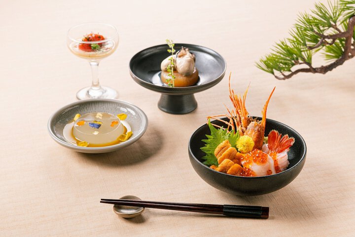 Dining 38 of 78