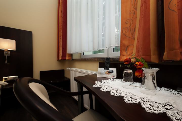 Room 25 of 72