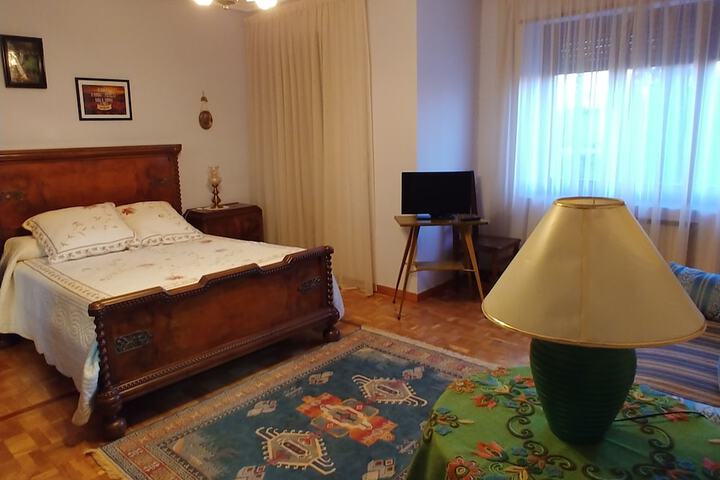 Room 3 of 14