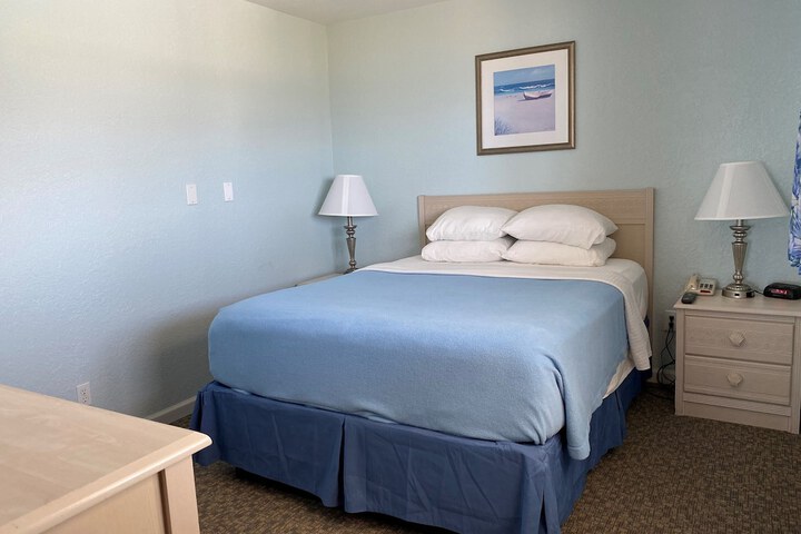 Room 13 of 44