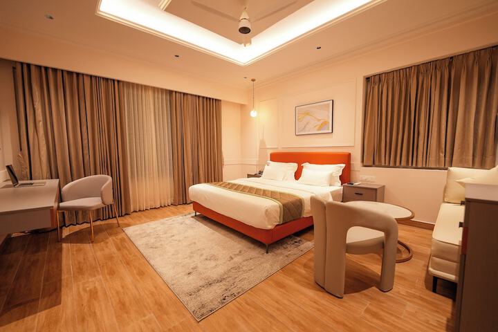 Room 7 of 49