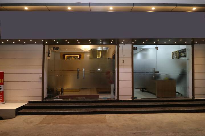 Hotel 4 of 11