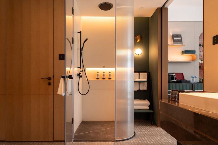 Room 35 of 75