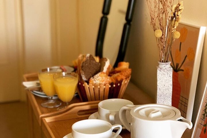 Breakfast/Coffee Service 38 of 47