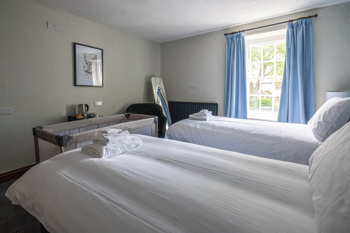 Room 21 of 83