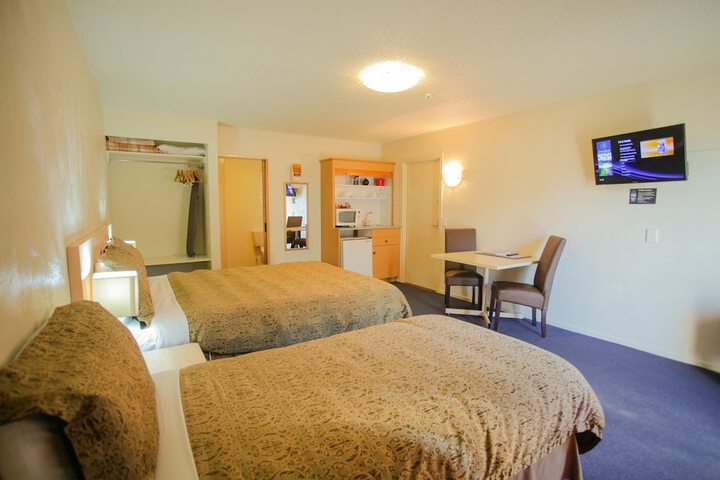 Room 17 of 60