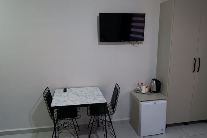 Room 20 of 32